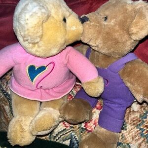 Hallmark Vintage magnetic Kissing Bears